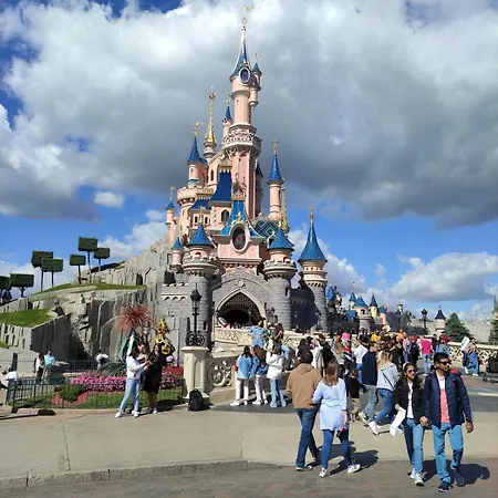公寓 Studio-parking-wifi-disney A 10 Minutes 布西圣乔治